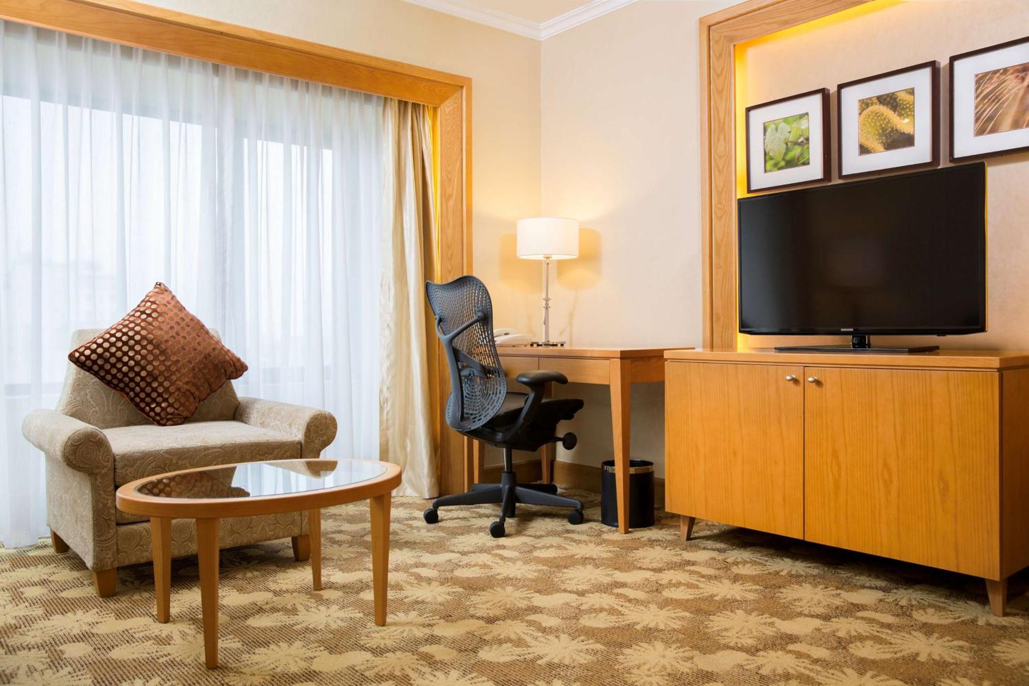 Hilton Garden Inn Hanoi Kültér fotó